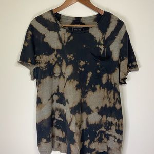 Geometrical Acid Wash Tee Unisex